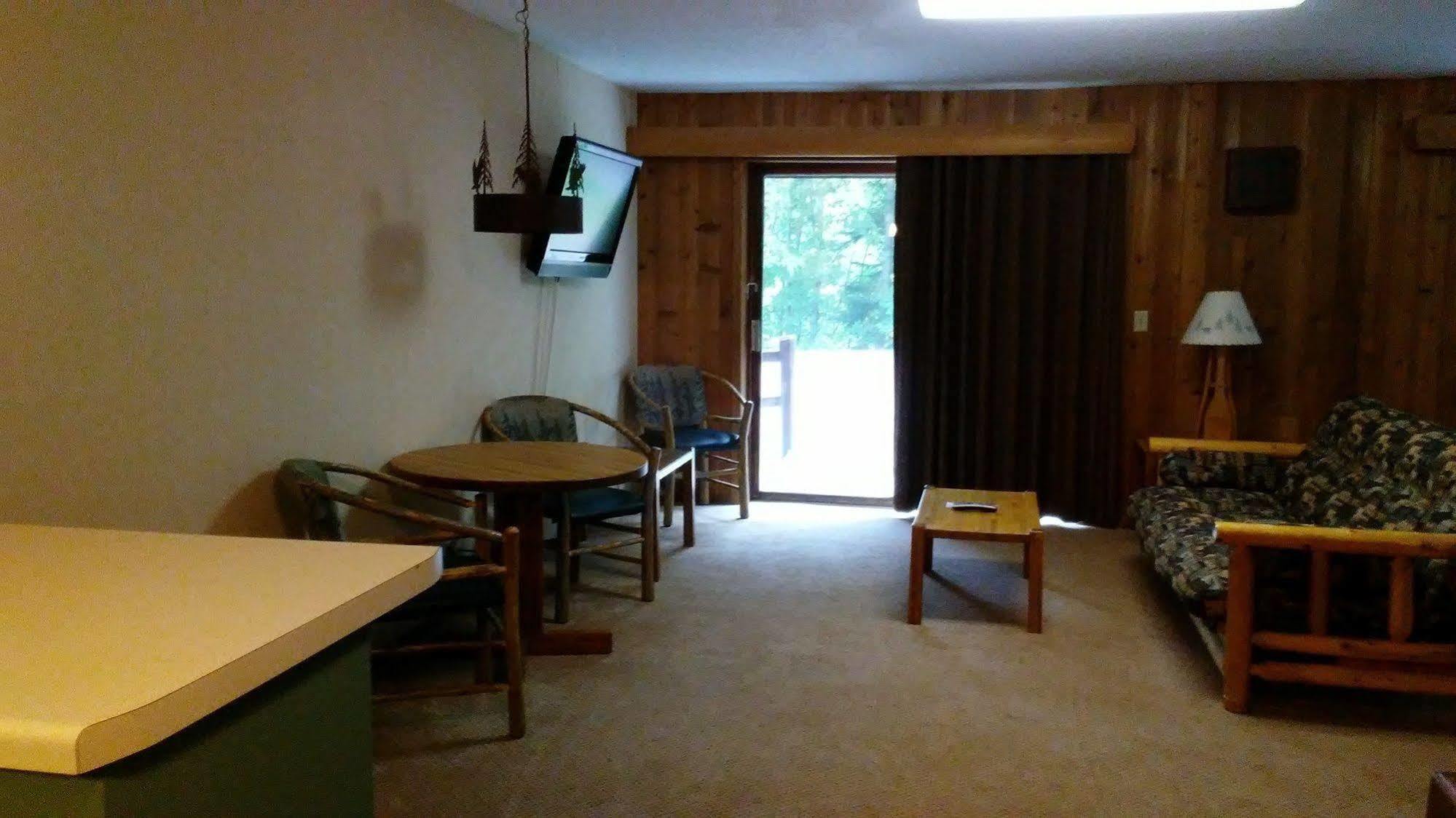 Lakewoods Resort & Golf Namekagon Exteriör bild